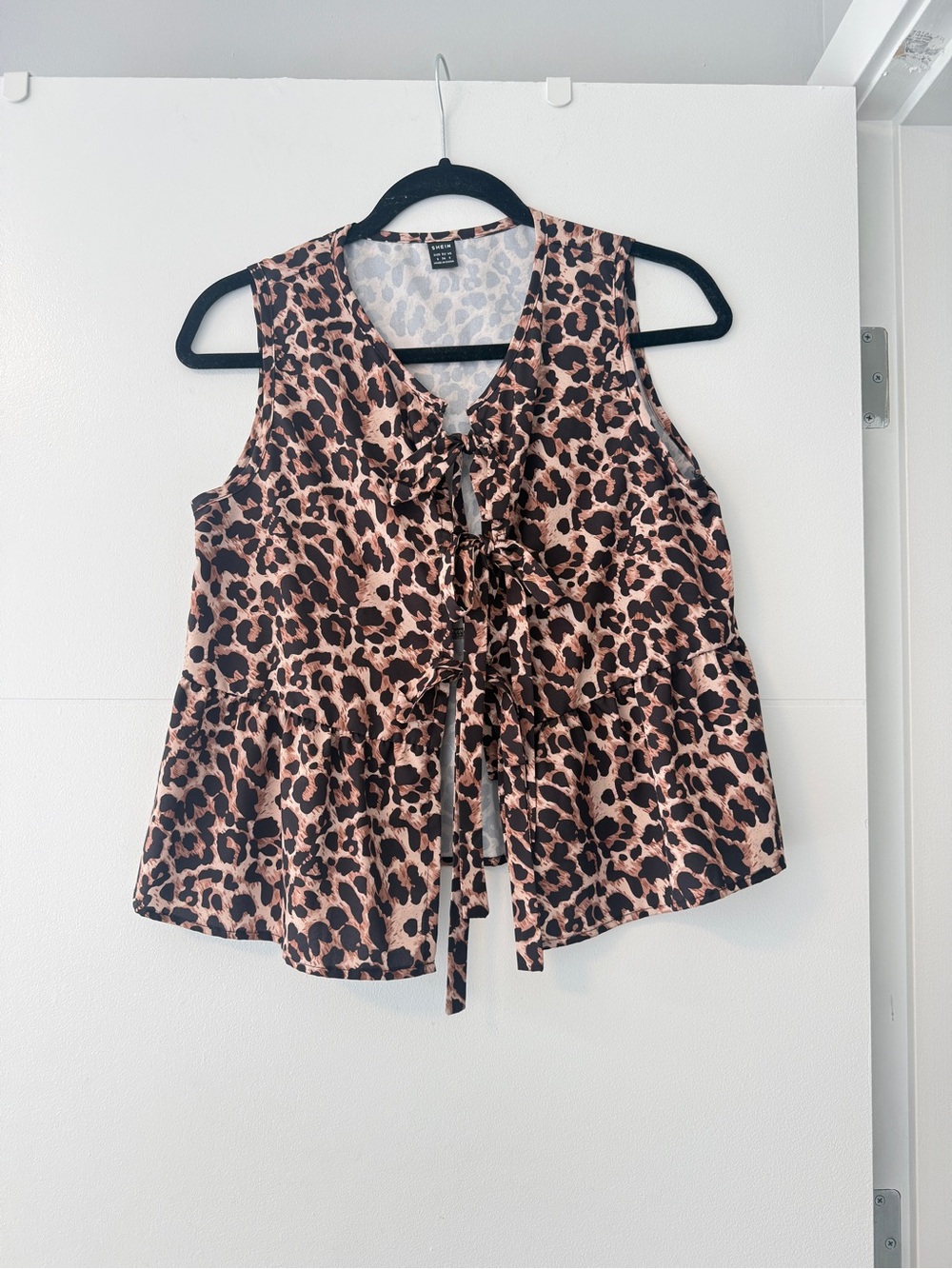 🩵 Shein Leopard Print Tie Front Babydoll Tank Top Small
